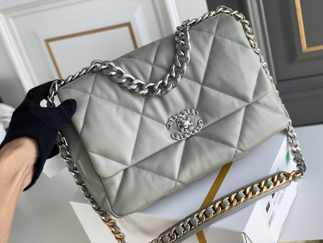 Chanel 19 Bags